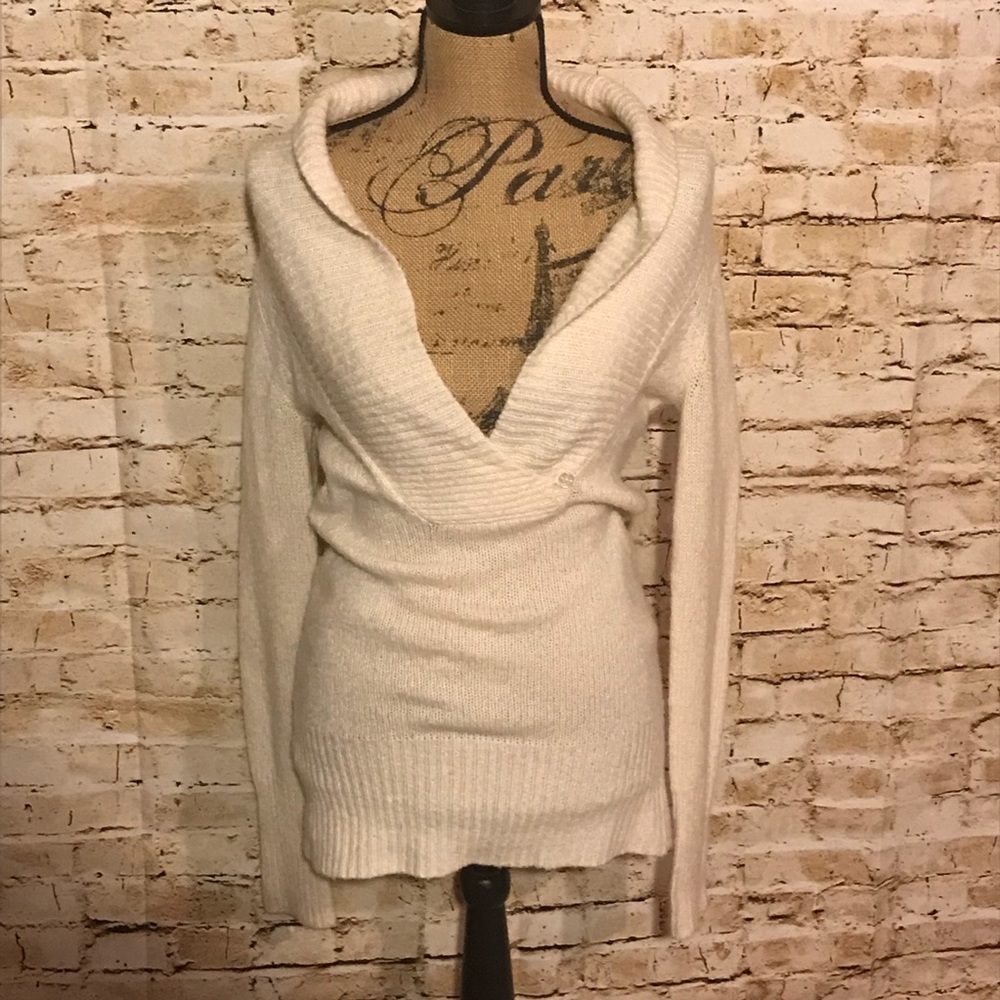 {Guess} Sweater